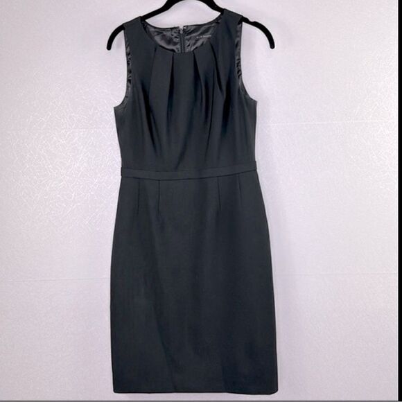 Elie Tahari Wool Blend Belted Sheath Little Black Dress 6 - Picture 1 of 8